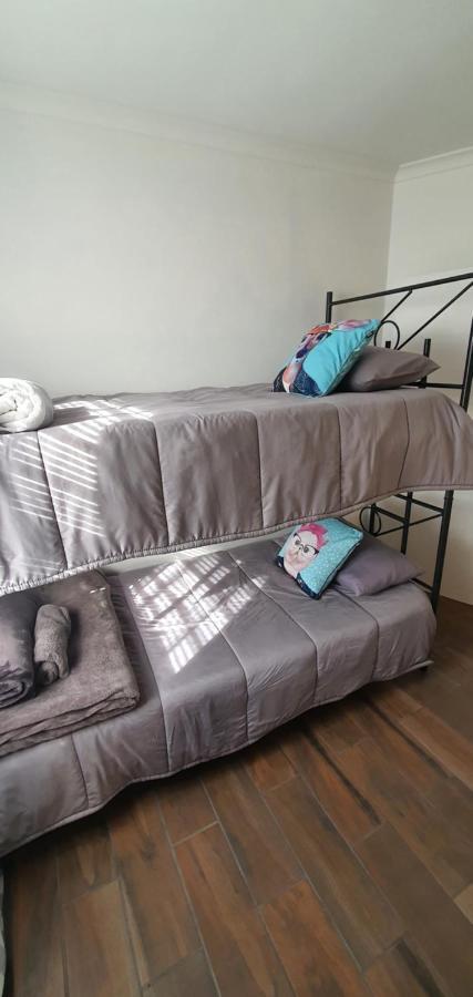 לאנגבאן Aintree Farm Cottage מראה חיצוני תמונה