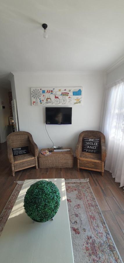 לאנגבאן Aintree Farm Cottage מראה חיצוני תמונה