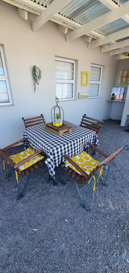 לאנגבאן Aintree Farm Cottage מראה חיצוני תמונה
